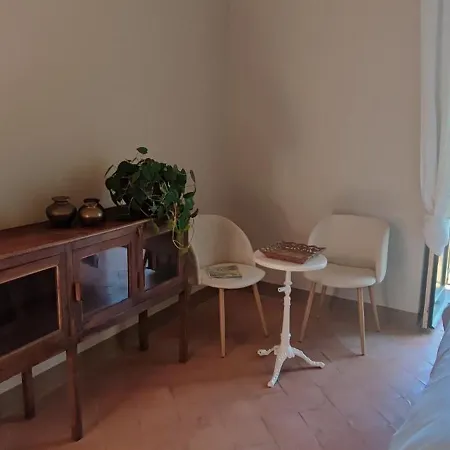 Lally's Garden Frühstückspension