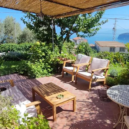 Bed & Breakfast Lally's Garden Sorrento