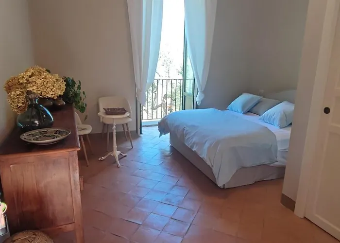 Bed and Breakfast Lally's Garden