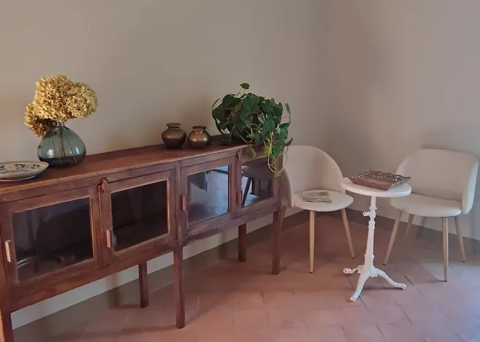 Lally's Garden Bed and Breakfast Σορέντο