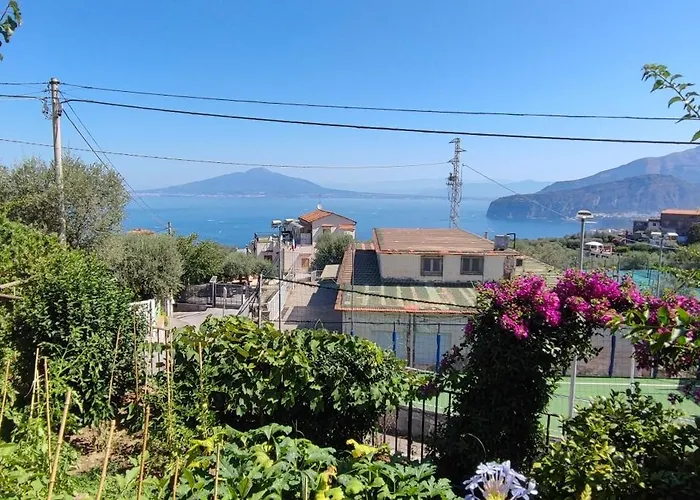 Lally's Garden Σορέντο