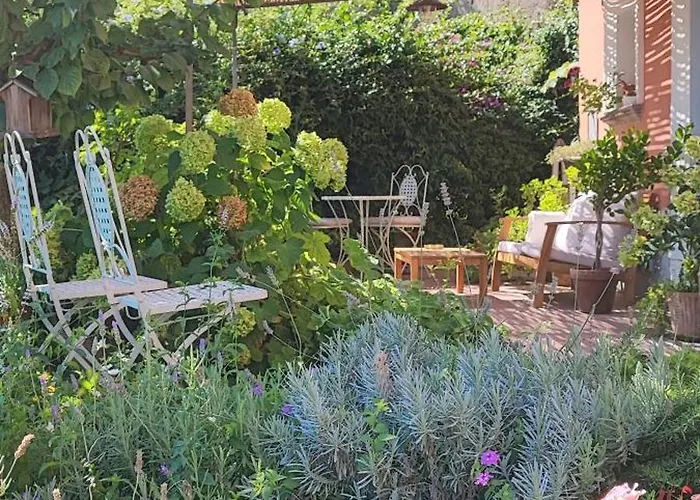 Lally's Garden Bed and Breakfast Σορέντο